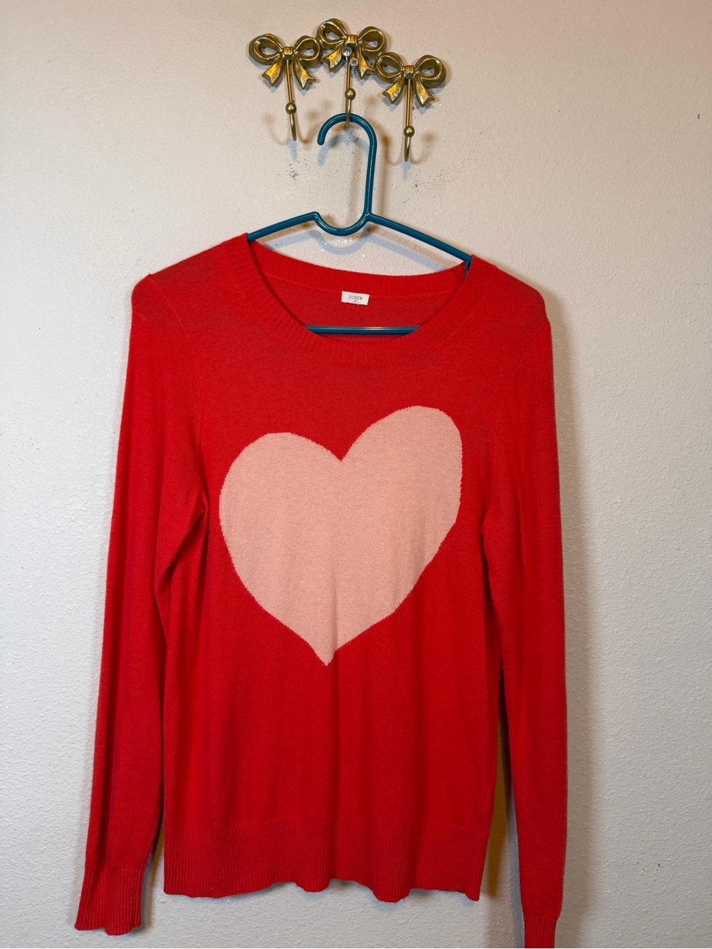 Red Heart Intarsia Crewneck Sweater with Oversized Heart. Size M (no size tag)